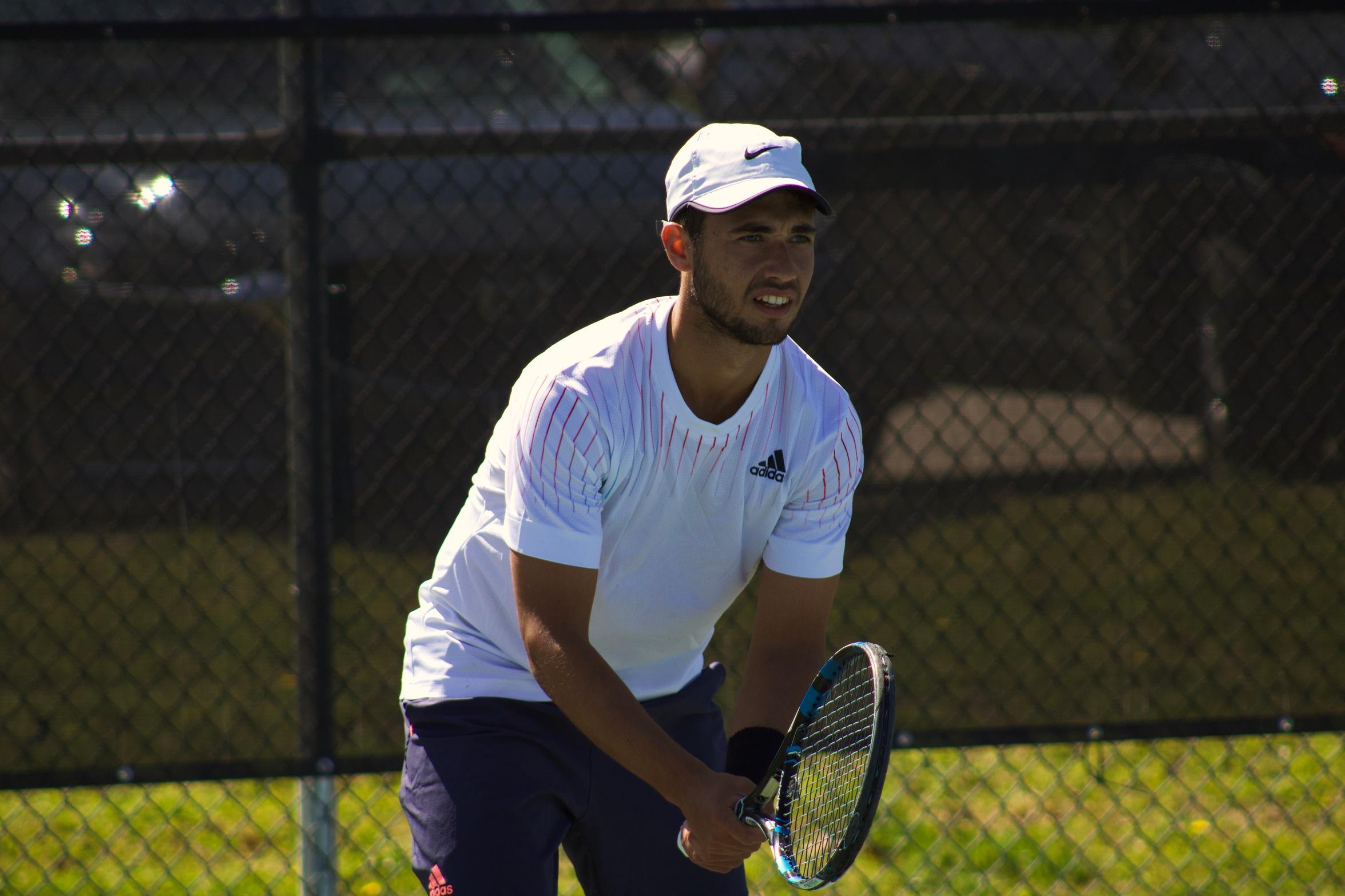 No. 23 men’s tennis earns second consecutive victory; women fall to Bethel