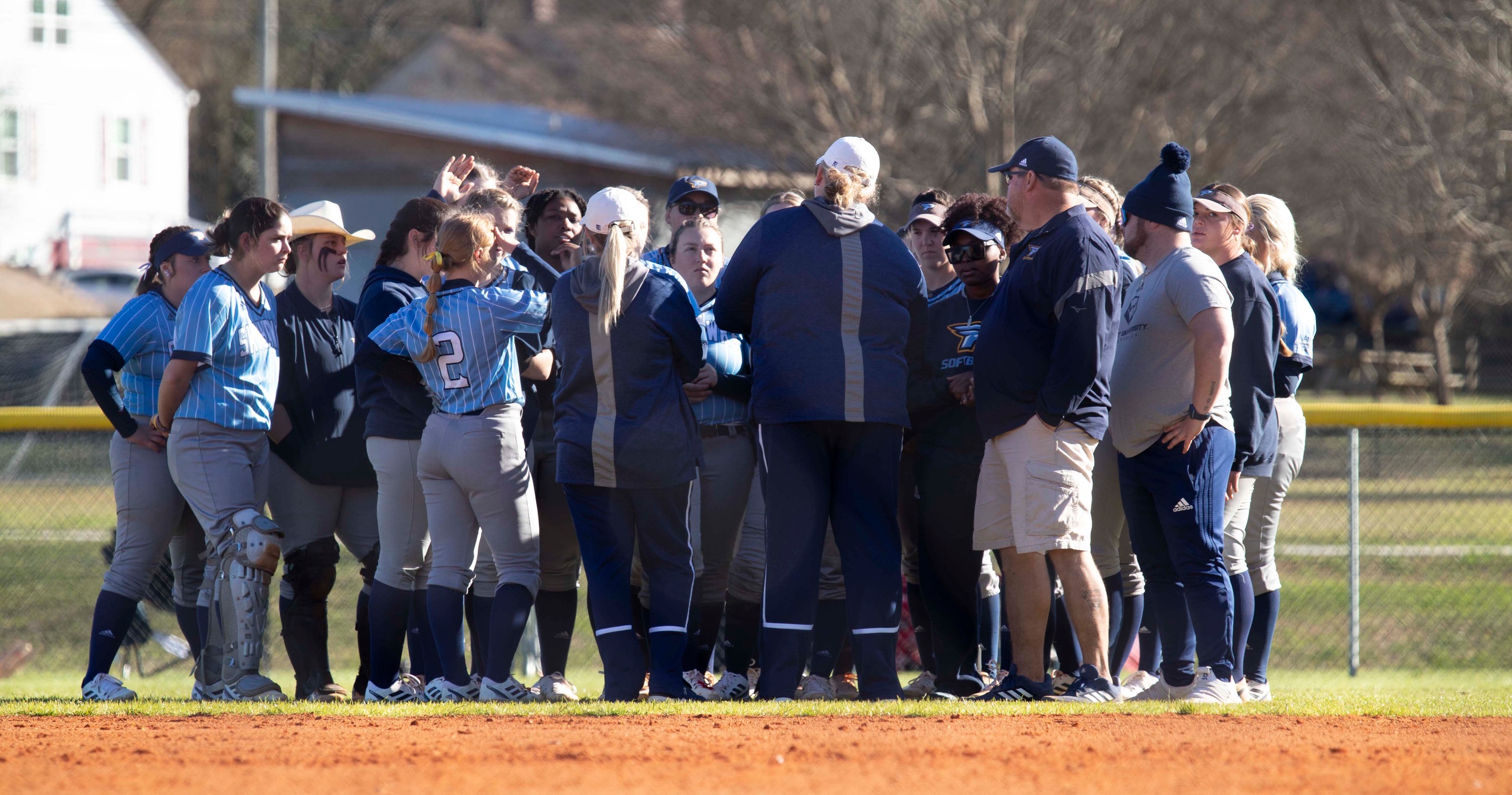 Softball drops Game 1 of AAC Tournament to Tennessee Wesleyan