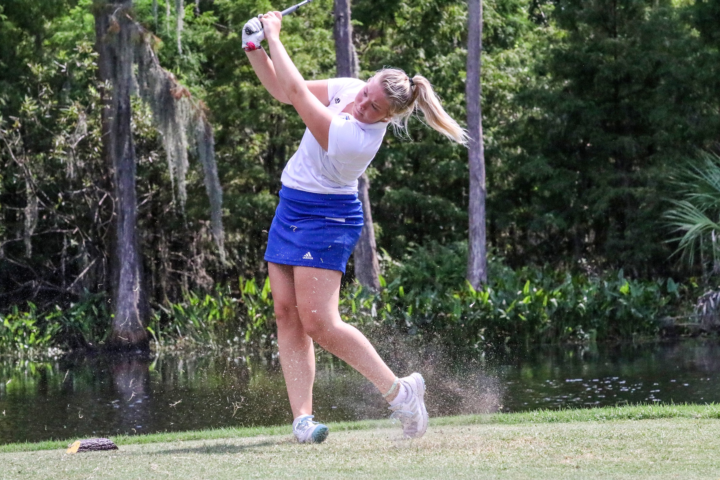 Women’s golf finishes fifth in AAC Fall Preview